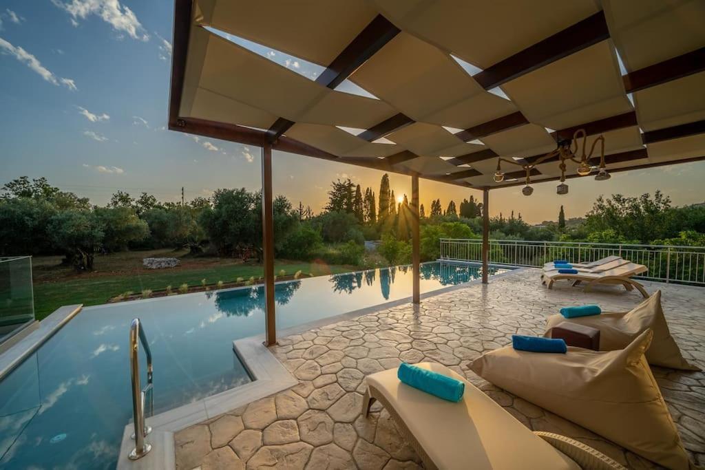 Luxury Majore Svoronata