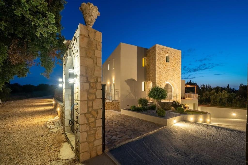 Luxury Majore